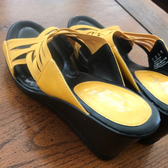 🌴🌴Sandals - Picture 4 of 8